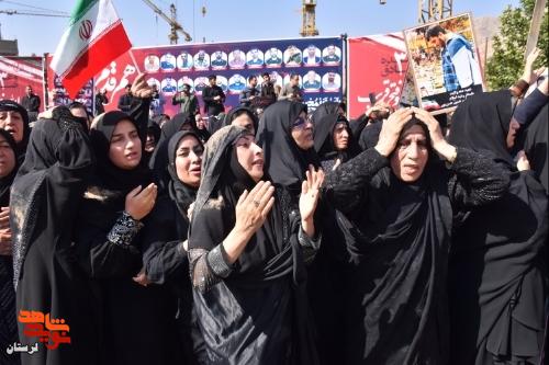 وداع با قهرمانان جاوید
