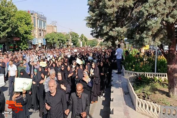 تشییع پیکر شهید «یونس ماهرو بختیاری» در دورود