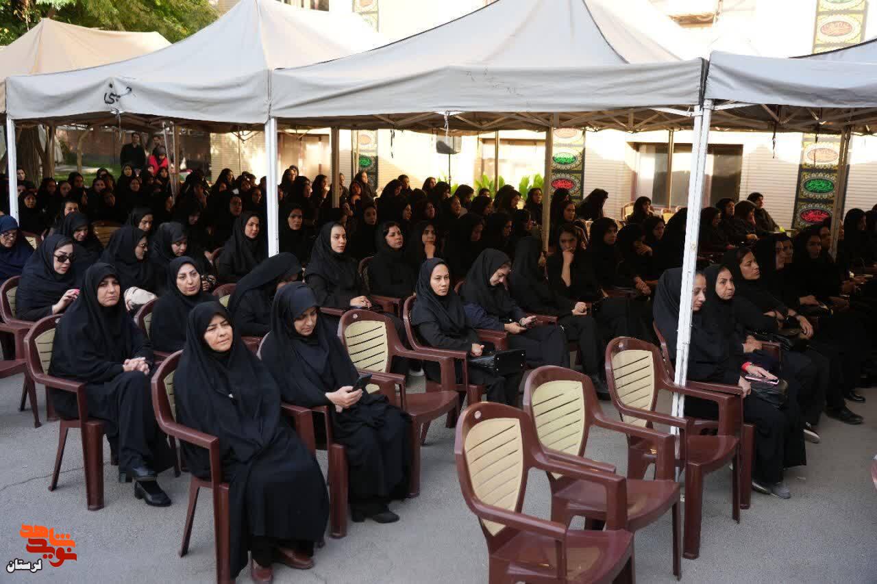 مراسم بزرگداشت شهدای حمله رژیم صهیونیستی در استانداری لرستان برگزار شد