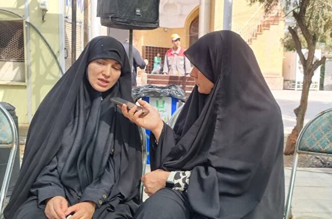 پیراهن مشکی عزای سیدحسن نصرالله تا آخرین لحظه بر تن مسعود بود/ با دعای مردم داغ شهیدم را تحمل می کنم