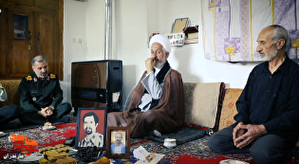 نماهنگ/ دیدار مسئولان مازندران با خانواده شهید «باکویی»