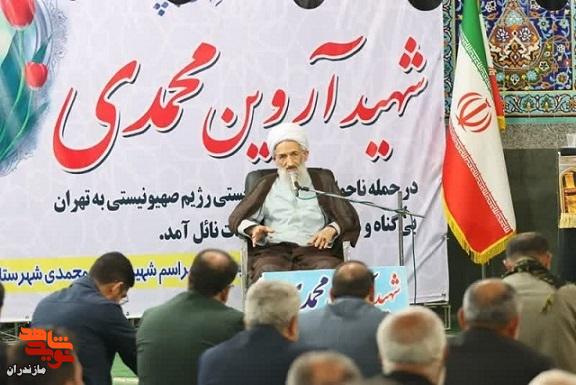 عزت؛ محور اصلی زندگی از نگاه امام حسین (ع) و خواسته ملت ایران است