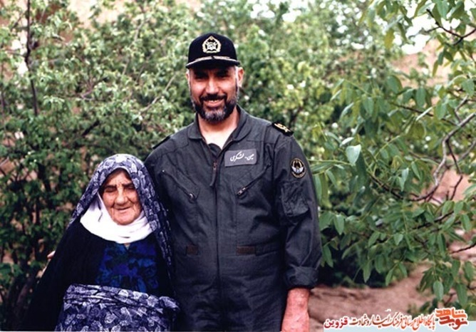 «آزادگی» از نام تو آوازه گرفت