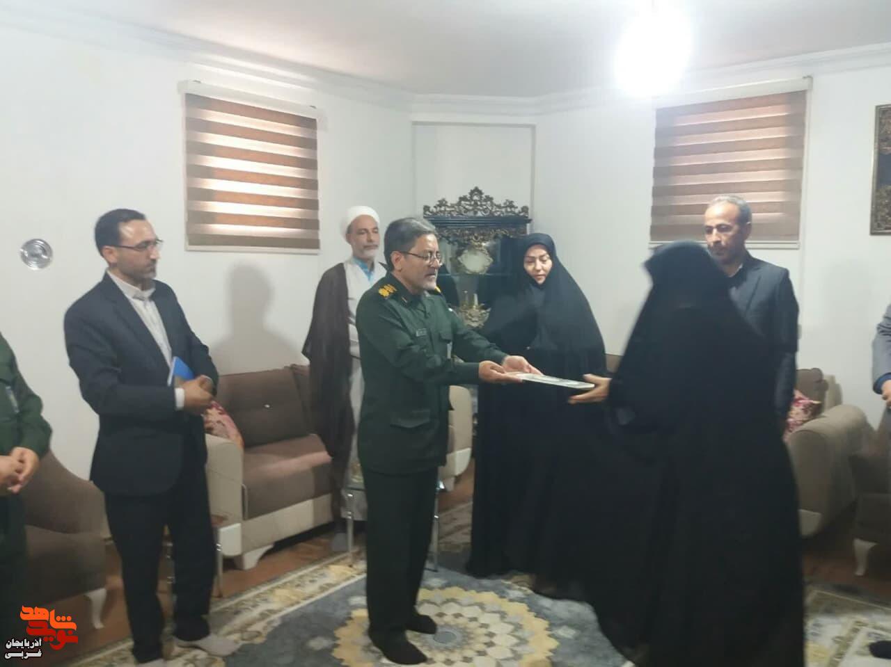 دیدار و تجلیل از همسران آزادگان متوفی در شهرستان پلدشت
