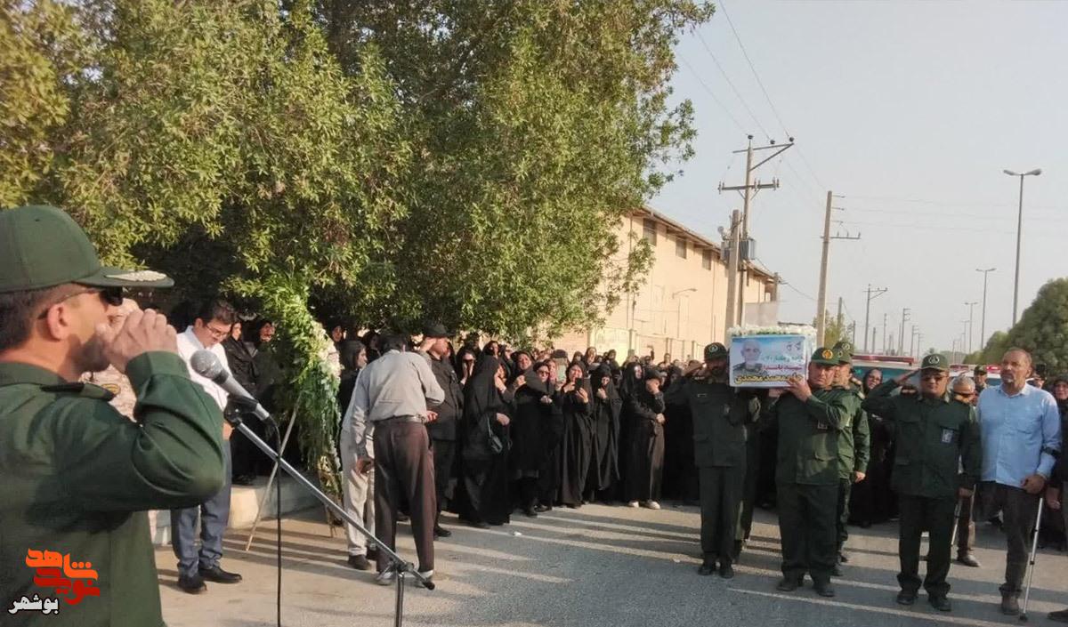آیین تشییع پیکرشهید پاسدار «محمدمحمدی» در گلزار مطهر شهدای شهر آبپخش آیین تشییع پیکرشهید پاسدار «محمدمحمدی» در گلزار مطهر شهدای شهر آبپخش