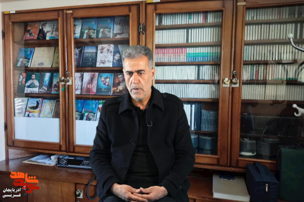 از شدت گرما کمی آب خواستیم