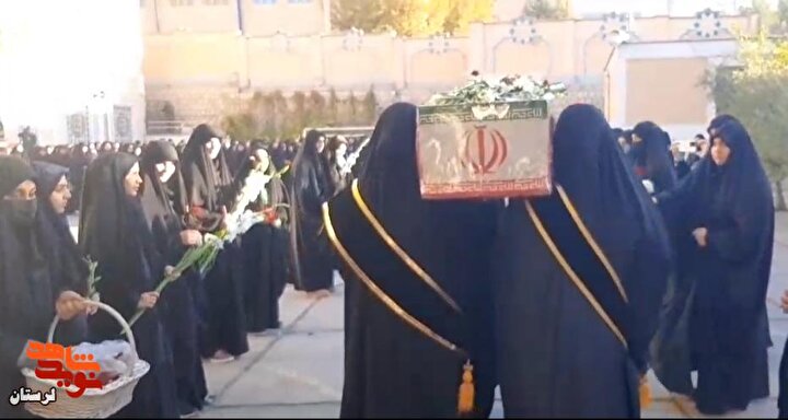 دبیرستان علوم و معارف میزبان لاله های فاطمی بود