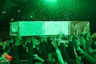 روستائیان بخش گاوکش علیای نورآباد به استقبال لاله...