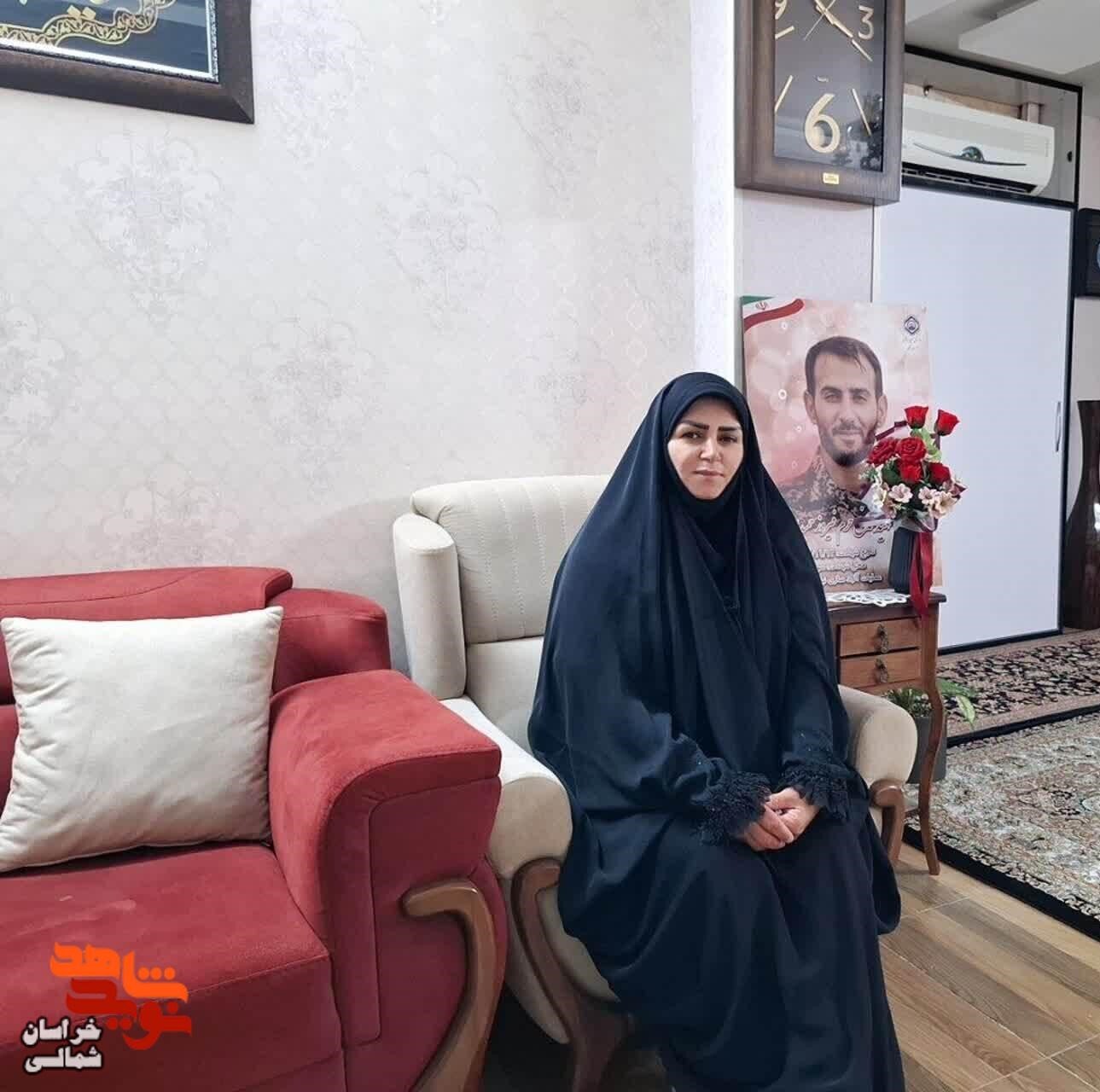 دختری که به نام روز بازگشت آزادگان، «آزاده» نامیده شد