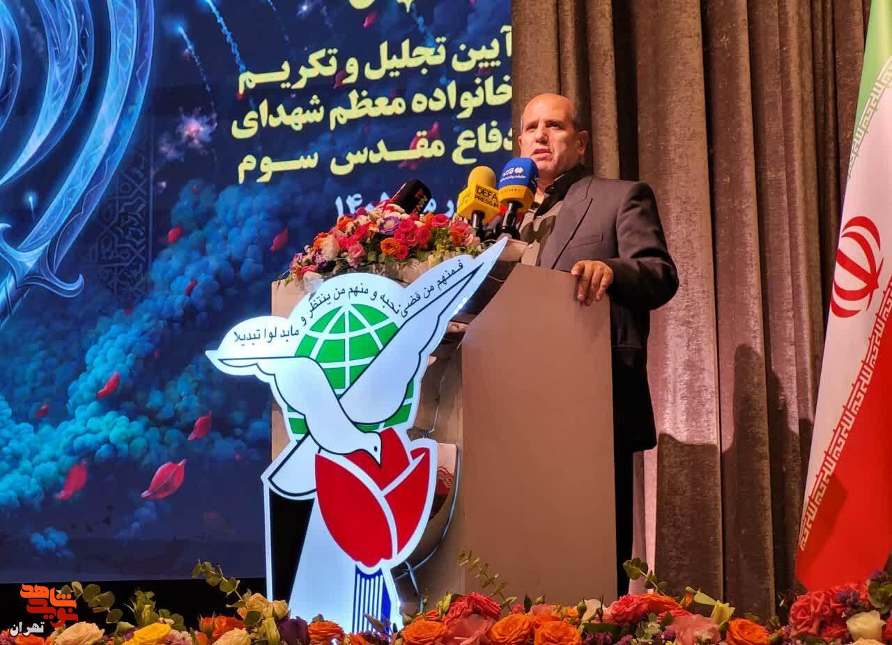 خانواده شهدا میراث‌داران راه شهیدان و سرمایه‌های معنوی نظامند