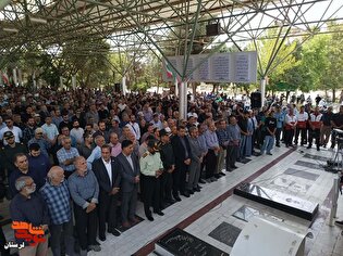 پیکر شهید مدافع امنیت «امین عزیزی» در زادگاهش...