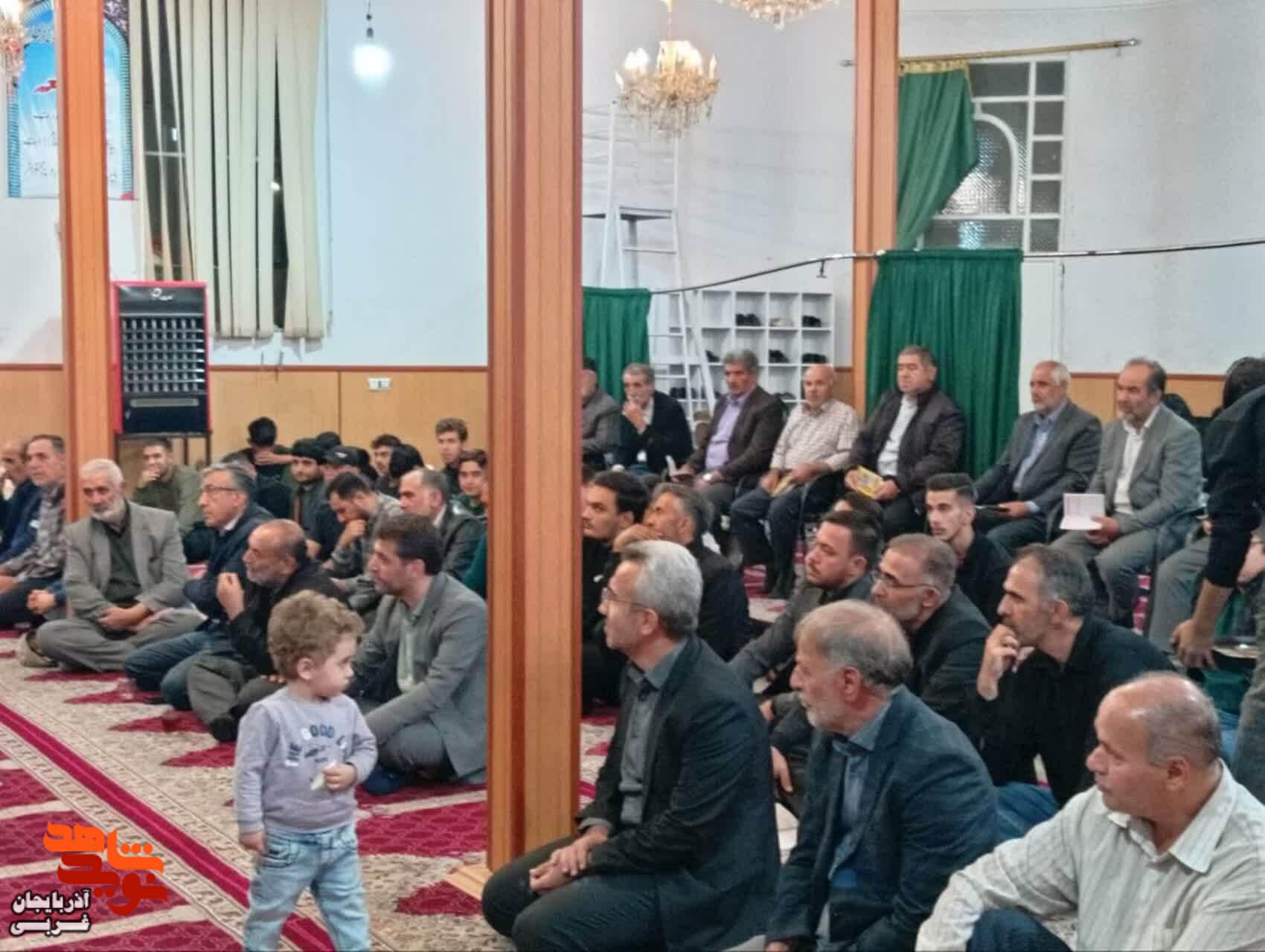 مراسم گرامیداشت یاد و خاطره شهید حامد دایی زاده در مسجد بلال ارومیه
