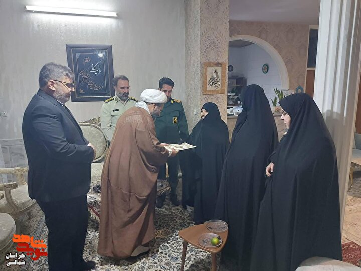 تصاویر/ دیدار مسئولان شهرستان شیروان با همسر معظم سردار شهید «نورعلی شوشتری»