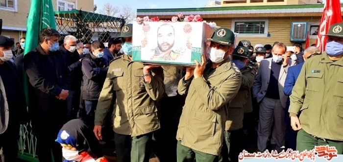 مراسم تشییع پیکر مطهر رزمنده دفاع مقدس، جانباز مدافع حرم و شهید جستجوگر محمود حاجی‌قاسمی -چهارم اسفند ۹۹ شهر بسطام 