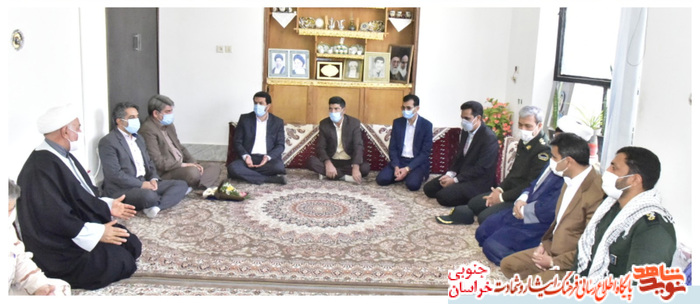 دیدار با خانواده شهدا