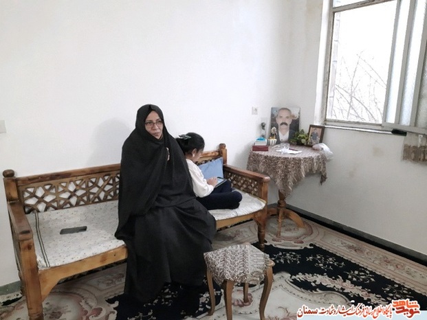 دیدار دکتر یزدانی مدیرکل بنیاد شهید استان سمنان با خانوده‌های معزز شاهد و ایثارگر شهرستان مهدیشهر- یازدهم فروردین ۱۴۰۰