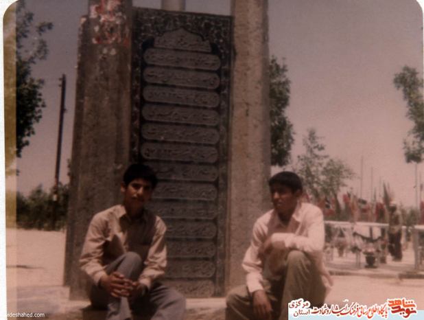 از چپ: علی اکبر کریمی - خانجانی