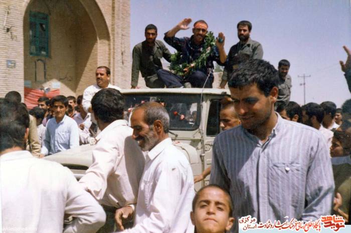 بازگشت از اسارت آزاده سرافراز ابراهیم نصیری