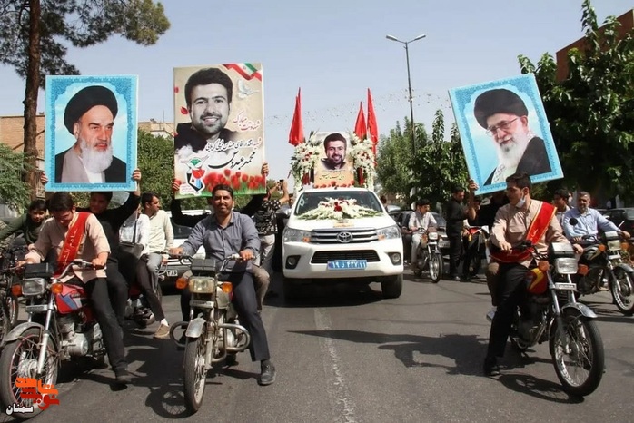 مراسم تشییع پیکر مطهر شهید اقتدار دفاعی مهندس محمد عبدوس - بیست و چهارم خردادماه ۱۴۰۱ از معراج شهدا تا امامزاده اشرف شهرستان سمنان 