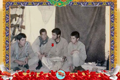 نفر دوم از راست شهید مجتبی سبوحی
