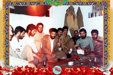 نفر پنجم از راست شهید محمد کرکه‌آبادی