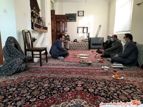 دیدار با خانواده معزز شهید والامقام محمدتقی متقی&zwnj;نسب در سالروز وفات حضرت ام&zwnj;البنین (س)- مهدیشهر، هشتم بهمن ۱۳۹۹